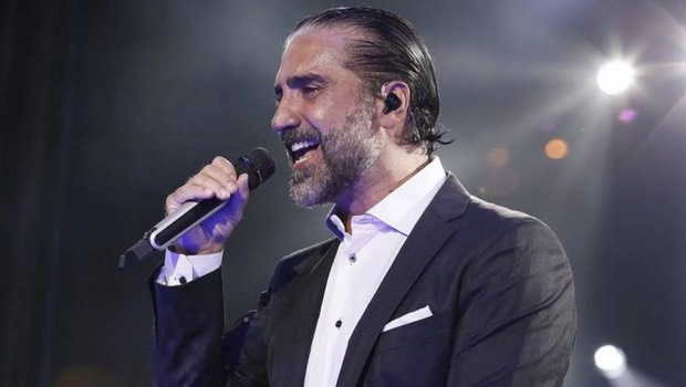 Estudio de Grabacion CDMX Ciudad de Mexico DF Artista Portafolio Alejandro Fernandez