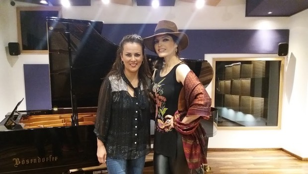 Estudio de Grabacion CDMX Ciudad de Mexico DF Artista Portafolio Edith Marquez y Ana Barbara Par de Reinas